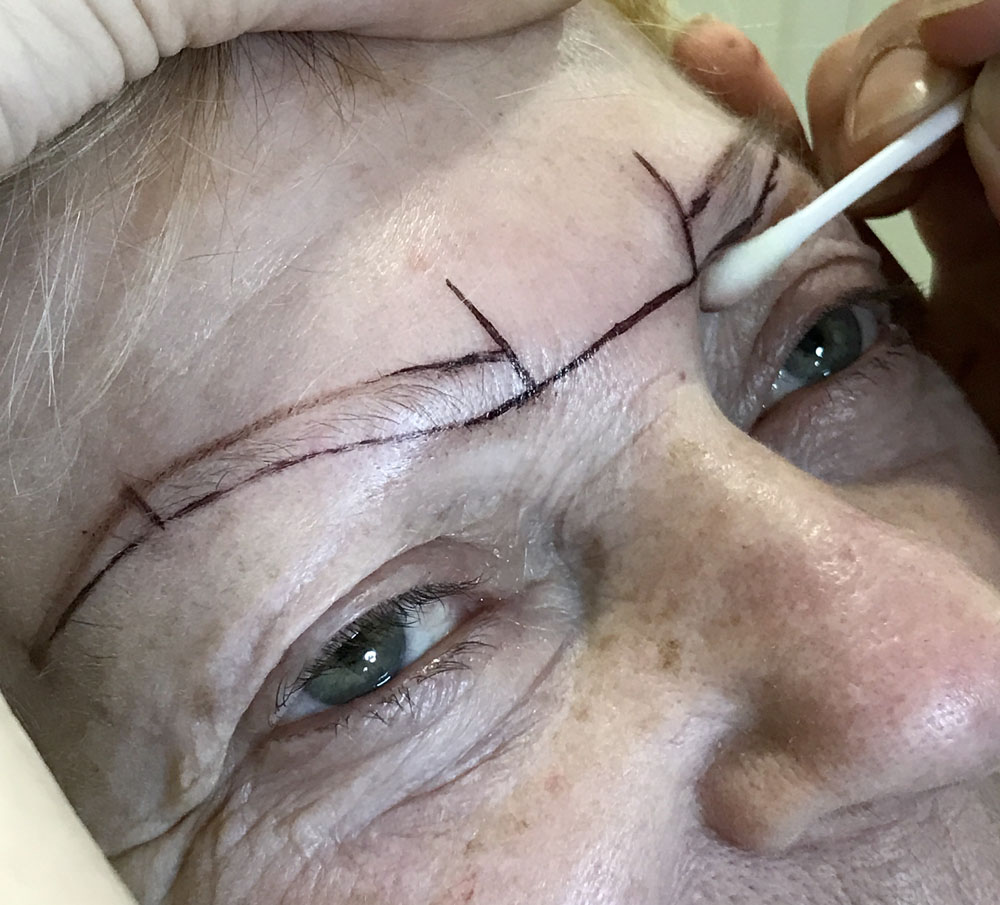 Travail sur tête silicone